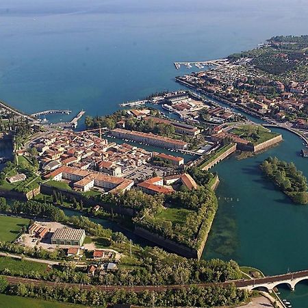 La Rosa Del Garda Appartement Peschiera del Garda Buitenkant foto