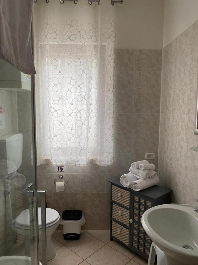 La Rosa Del Garda Appartement Peschiera del Garda Buitenkant foto