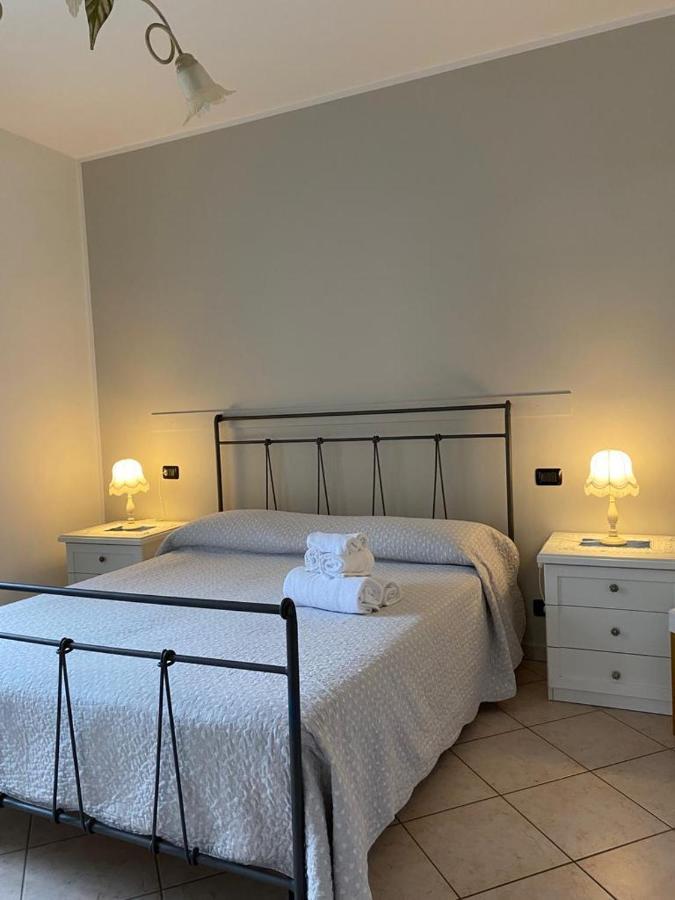 La Rosa Del Garda Appartement Peschiera del Garda Buitenkant foto